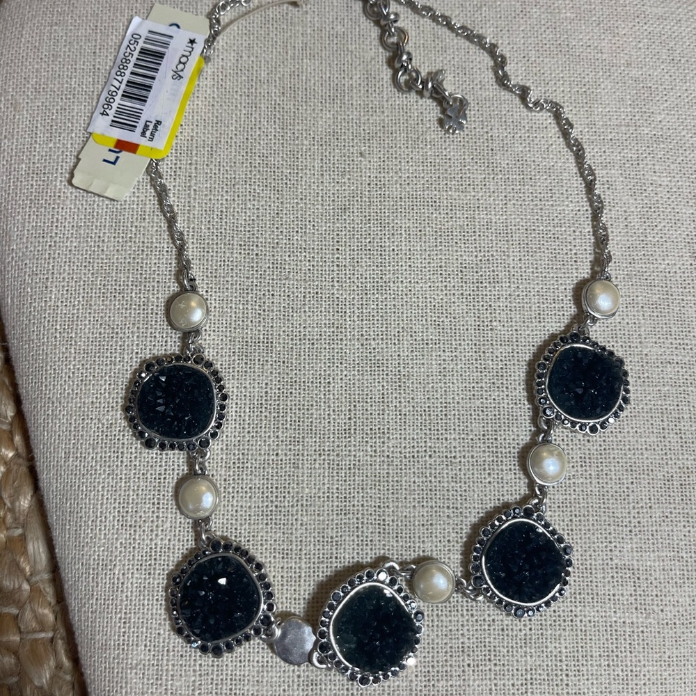 Lucky Brand Black and Silver Necklace with Ornate Design